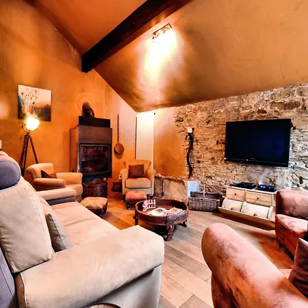 Holiday home Relaxing Retreat Near Forests