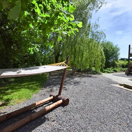 Relaxing Retreat Near Forests Holiday home Oppagne