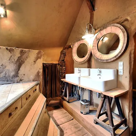 Holiday home Relaxing Retreat Near Forests Oppagne